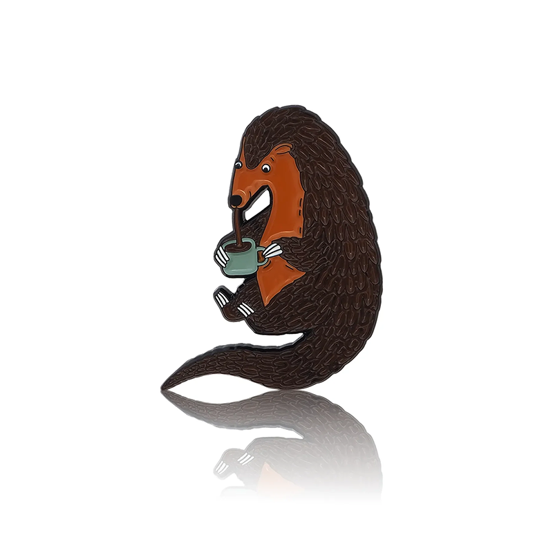 Pinbox - An anteater drinking coffee - metal brooch