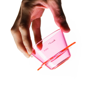 Orea O1 Brewer x Trunk - Neon Pink - compact unibody flat bottom brewer